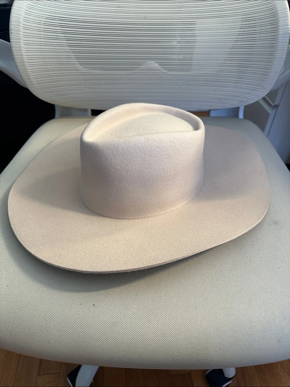 GIGI PIP Wide Brim Felt Fedora Hat in Beige